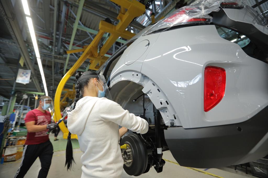 Măsuri urgente pentru industria auto din România, anunțate de ministrul Finanțelor