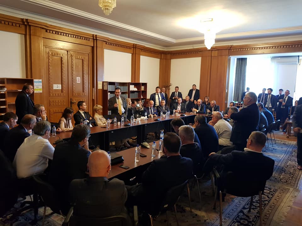 Când vor avea loc alegerile? Ședință la PNL