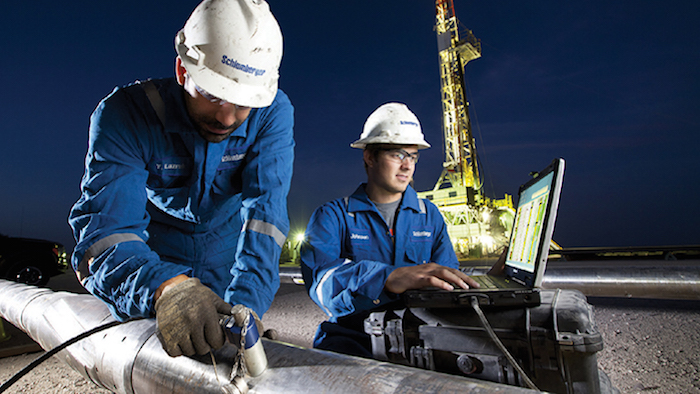 Contracte uriașe pierdute de români din cauza blocării zborurilor pe Otopeni. Reacția TAROM