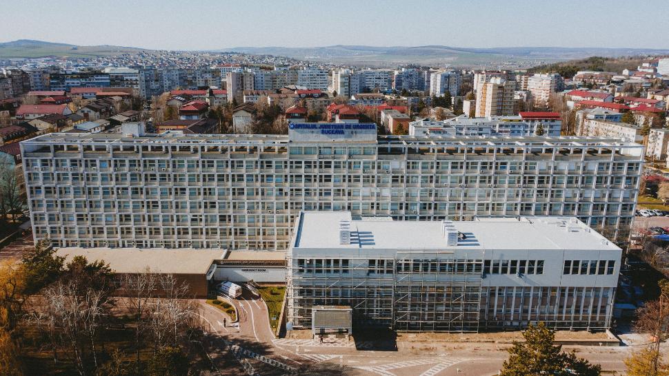 Autoritățile din cel mai mare focar de infecție cer ridicarea carantinei. Cine aprobă măsura