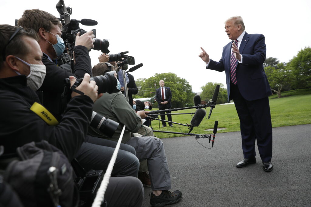 Trump o rupe definitiv cu OMS, „fantoșa Chinei”, acuzând-o că a refuzat să se reformeze