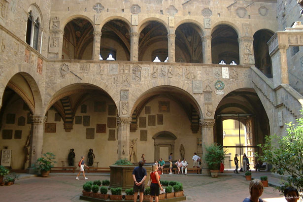 Situaţii dramatice! Pensiile părinţilor şi buncilor, colacul de salvare de la foame