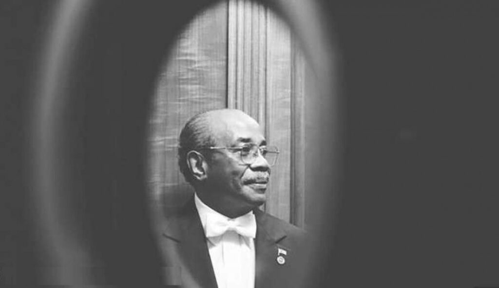 Povestea fabuloasă a majordomului care a servit 11 președinți la Casa Albă și a sfârșit ucis de Covid-19