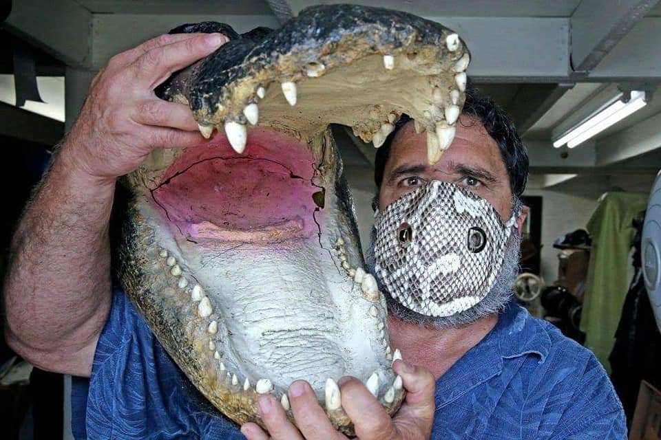 Protecție horror în Florida. Piele de iguană și de piton