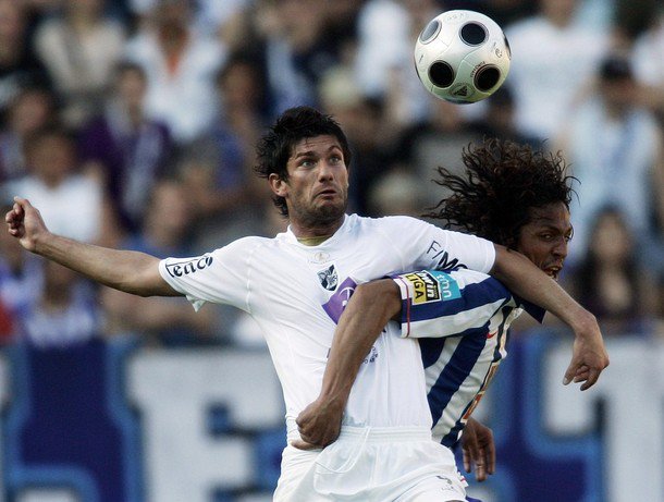 Doliu în fotbalul sârb. S-a sinucis un atacant dorit de MM Stoica la FCSB