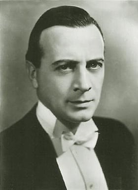 Damele bine ale Bucureștiului dau buzna peste fantele sârb