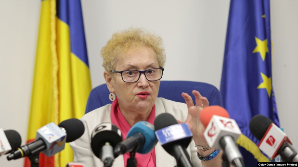 Avocatului Poporului vrea liber pentru copiii bolnavi la examene