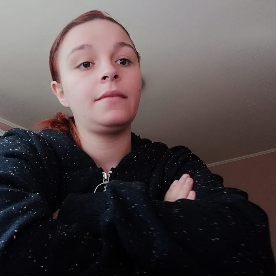 Exclusiv. Șantajată de un fals ofițer SRI. Abuzuri și secrete murdare, ascunse de autorități