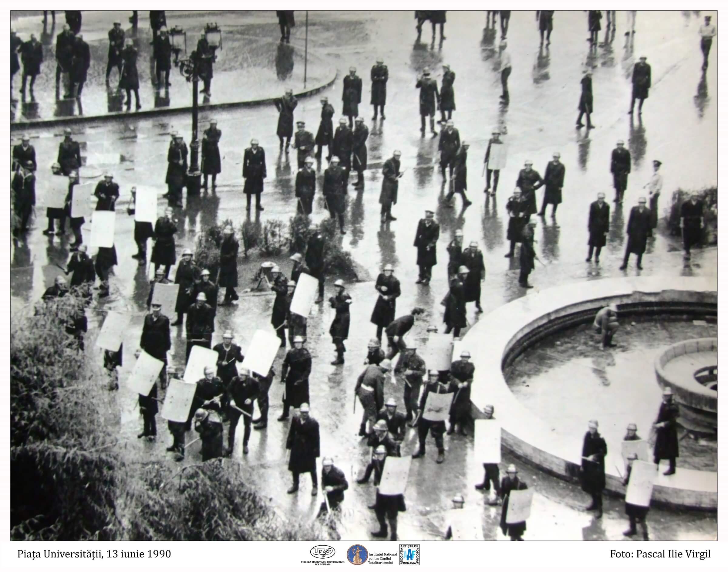 Piata Universitatii 13 iunie 1990