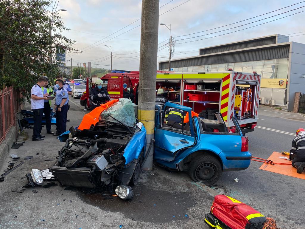 Accident grav după ce șoferul a confundat șoseaua cu circuitul de Formula 1