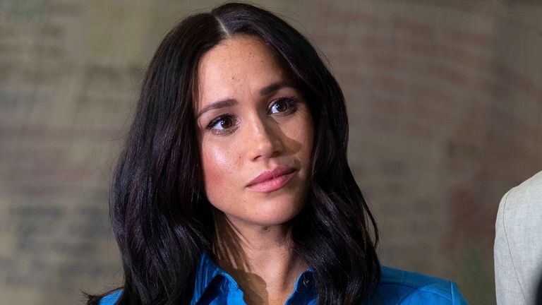 Meghan Markle, în lacrimi! Nu mai poate să tacă după moartea lui George Floyd. VIDEO