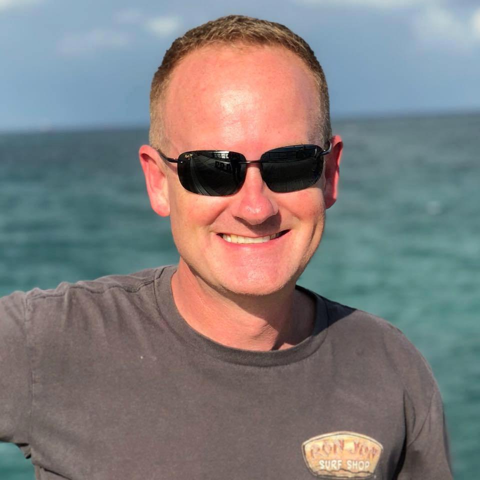 Gestul minunat făcut de două femei de culoare față de un polițist alb: „BLM, dar și a dumitale”