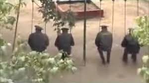 Un șofer drogat sau băut a făcut prăpăd pe străzi. Poliția n-a avut chef să reacționeze