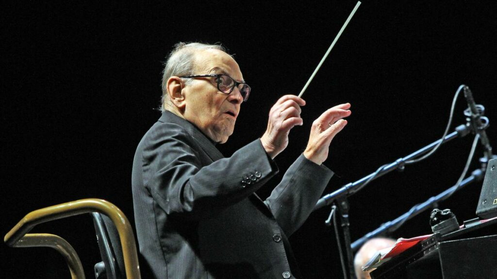 Legedarul compozitor Ennio Morricone, condus pe ultimul drum