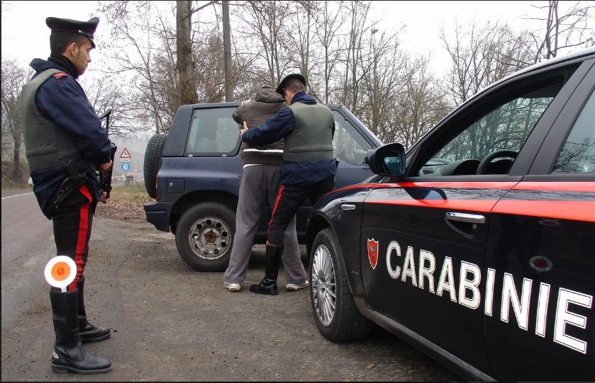 ANSA: Migranți: Aproximativ 14 traficanți de ființe umane, reținuți de polița italiană la Palermo