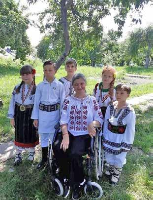 Mihaela Mihăescu, preşedinta Asociaţiei „IHTIS”. „Avem o altă menire,  mult mai înaltă”