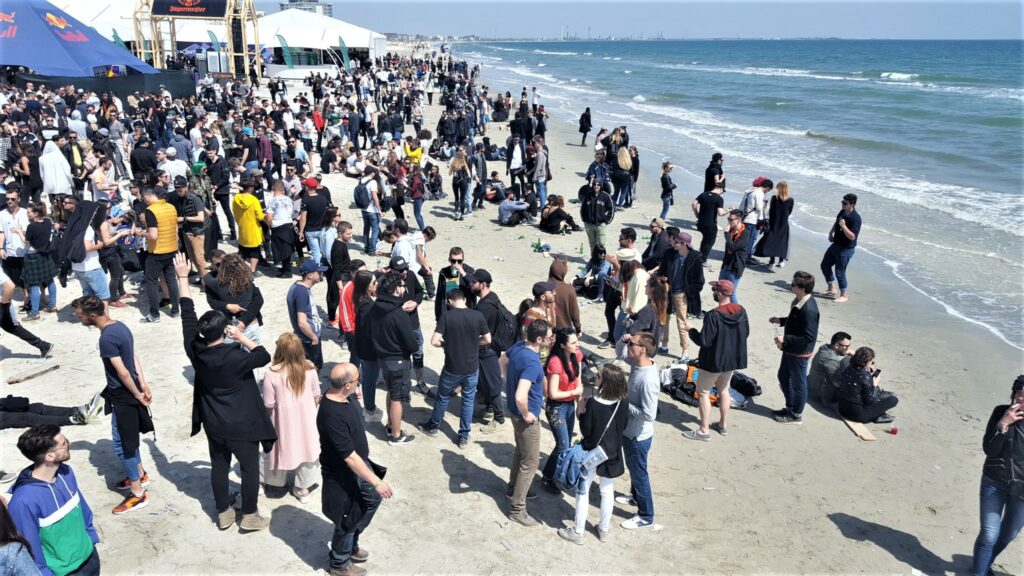 Premieră. Festival de muzică electronică, pe litoral, cu mască de protecție și echipe de control