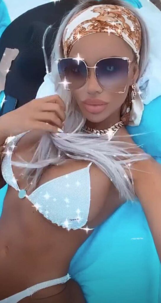 Bianca Drăgușanu și Alex Bodi, în ipostaze fierbinți pe litoralul românesc!