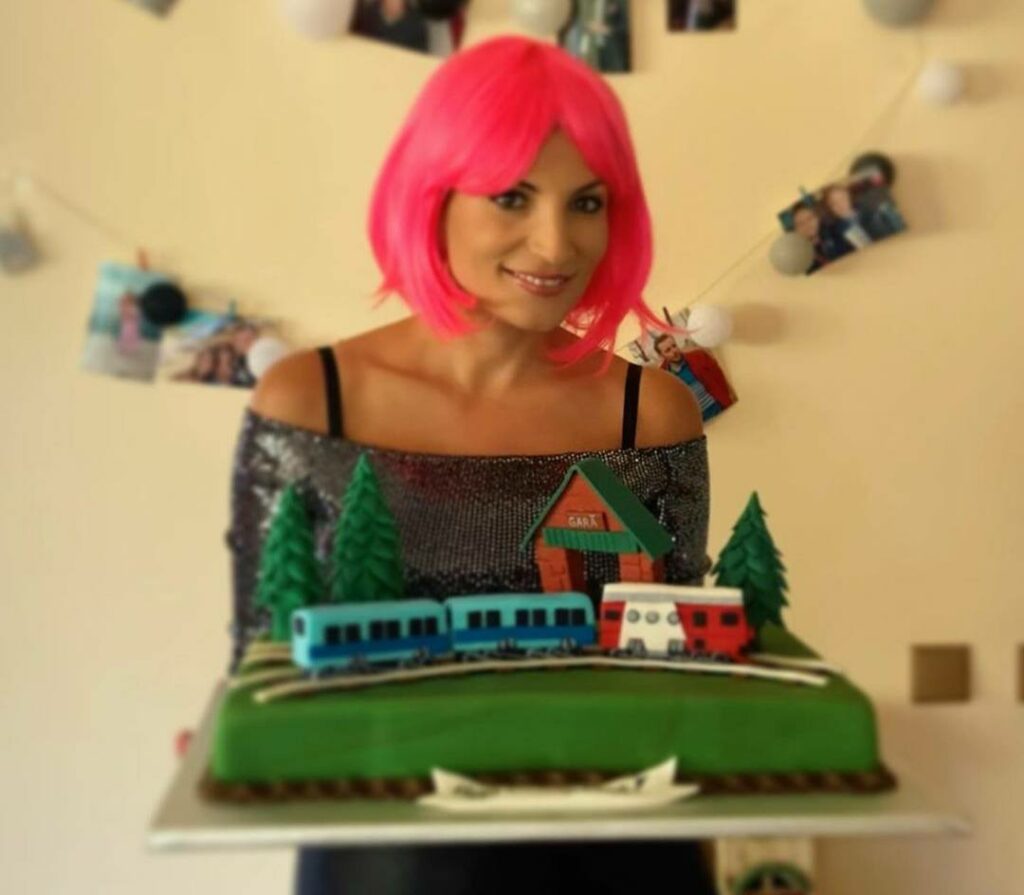 Ioana Ginghină, surpriză apetisantă pentru iubitul ei, cu ocazia zilei de naștere