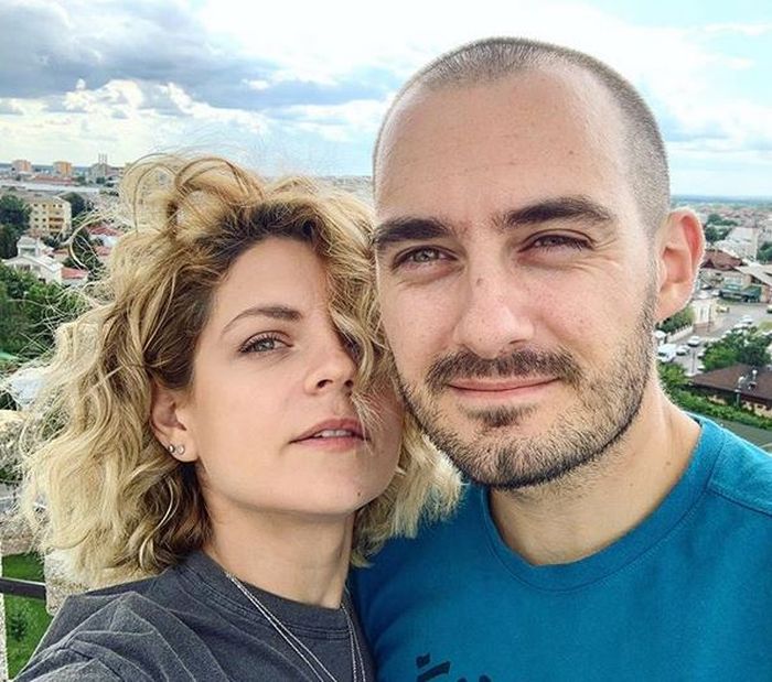 Cuplul din showbiz care s-a destrămat iremediabil. Bănuielile au fost confirmate