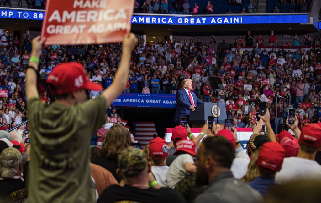 Trump îi denunță pe cei care „șterg istoria, defăimează eroii și suprimă valorile”