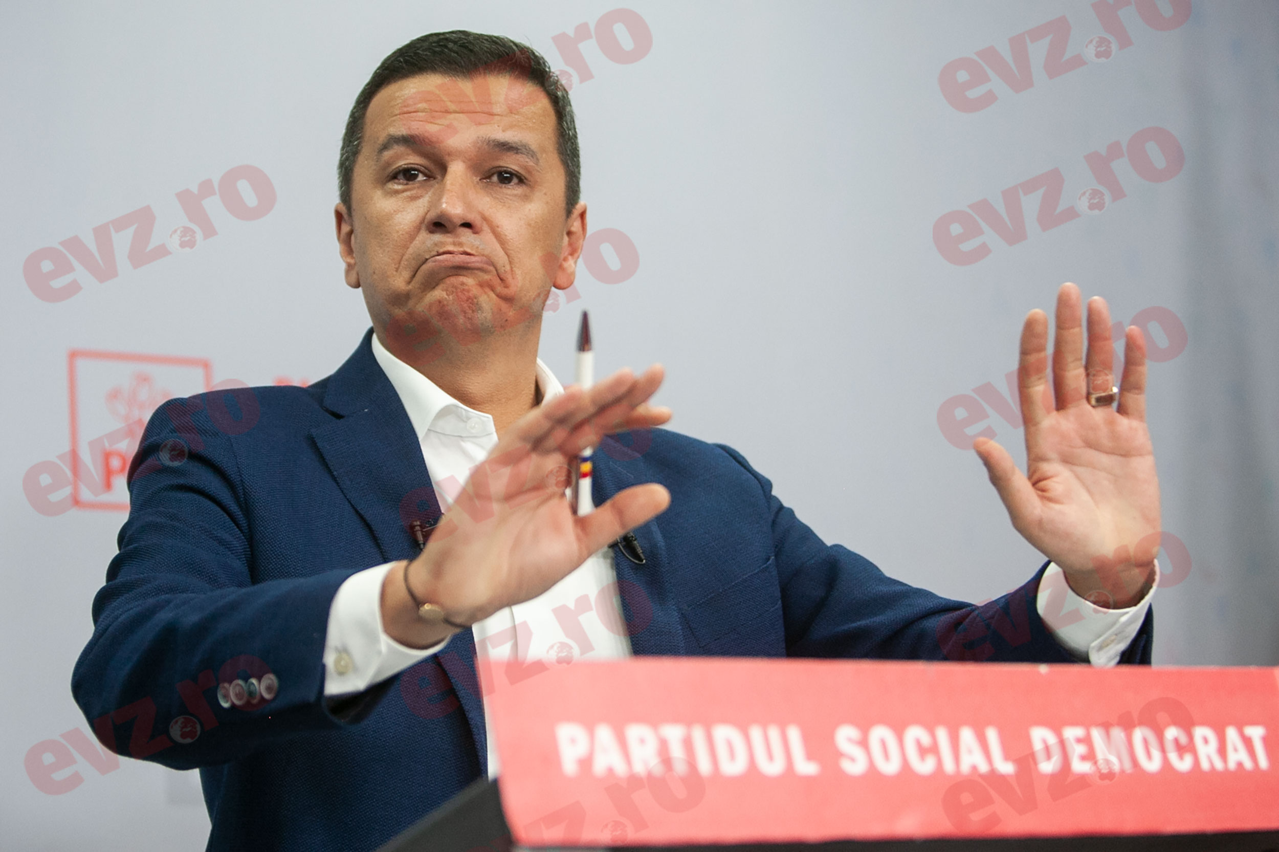 „Mai degrabă pășesc oamenii pe Marte”. Asociația Pro Infrastructură râde de promisiunea lui Grindeanu