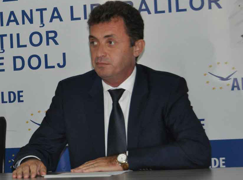 I-a aruncat mânușa ministrului Economiei. „Candidează. Să fie o luptă dreapta”