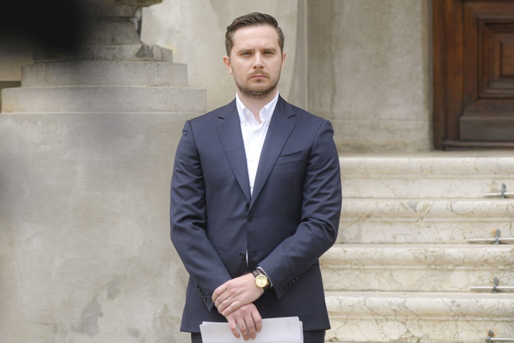 Stelian Bujduveanu despre „rușinea istorică” pentru Gabriela Firea „Victimizarea ultima carte jucată