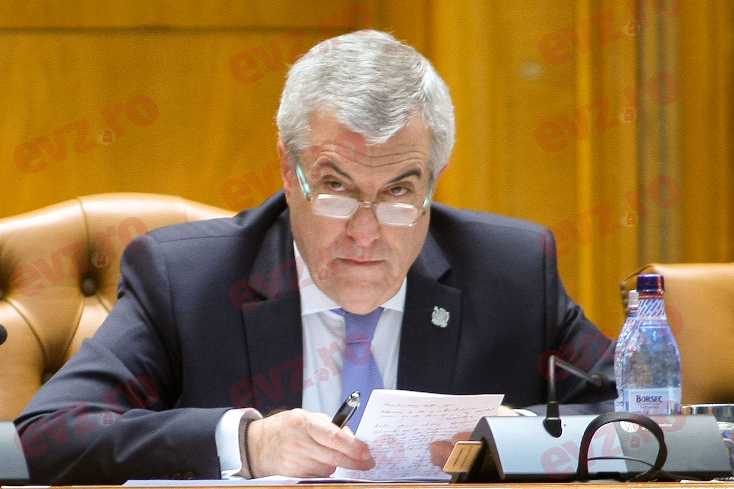 Soluția lui Tăriceanu pentru desfășurarea cursurilor: „Școala e o instituţie de tortură?”