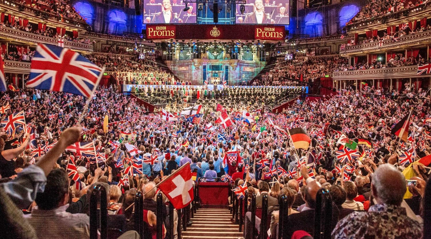 Pandemia de corectitudine politică lovește cântecele patriotice