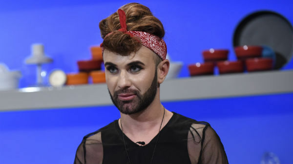 Zice că îi plac bărbații, dar... O bombă sexy i-a sucit mințile Conchitei de România!