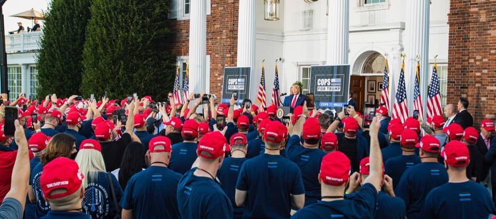 Trump și Biden se acuză reciproc de violențele din Statele Unite