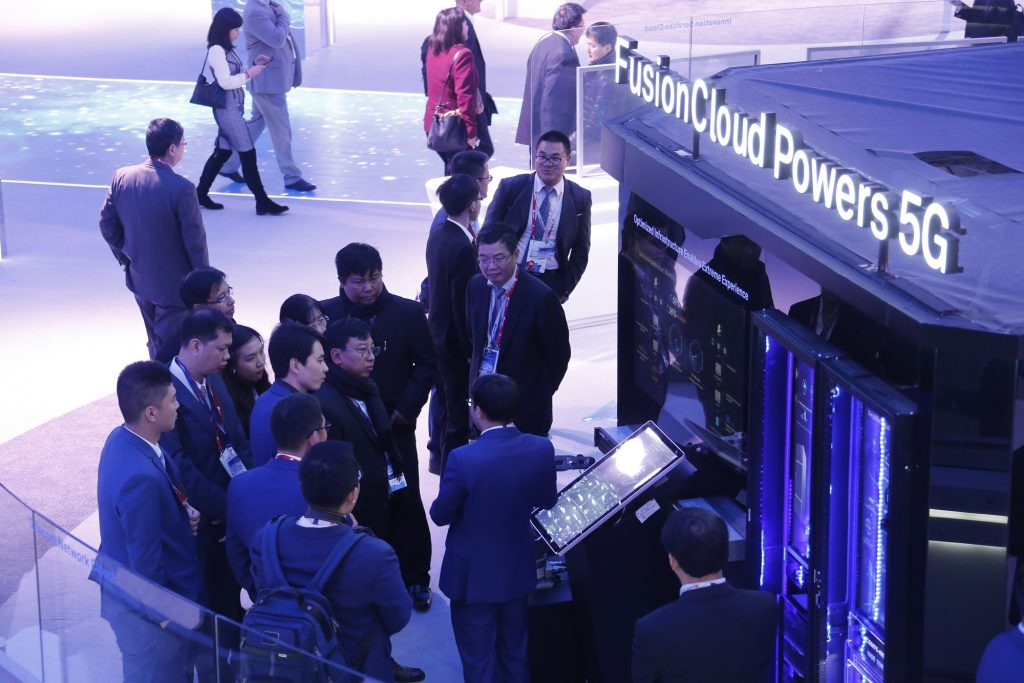 Tehnologia accelerează transformarea digitală a industriei