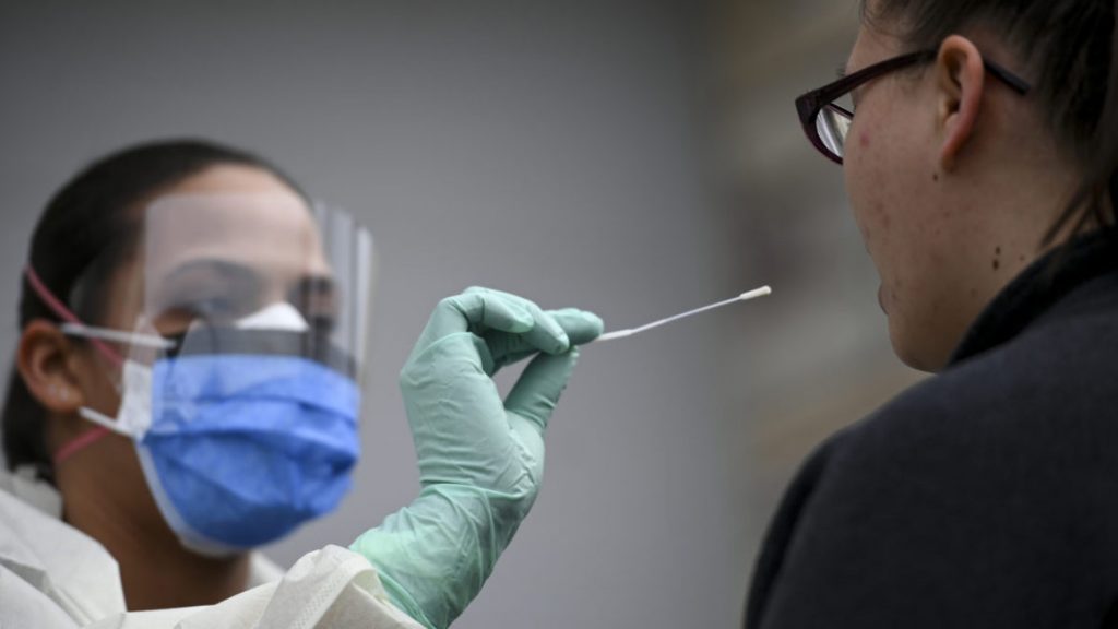 Mândrie maximă pentru România. Vom face cel mai rapid test de SARS-CoV-2