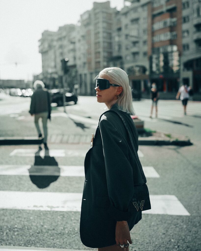 Criză de nervi pe internet. Prințesa Instagramului a făcut-o praf. „Tzatză bârfitoare”