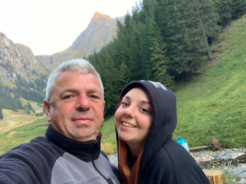 Primărie lăsată moștenire din tată-n fiică. Se întâmplă în Argeș