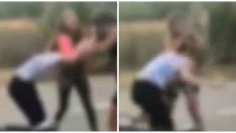 Imagini teribile: Două adolescente s-au bătut mai ceva ca bărbaţii! VIDEO