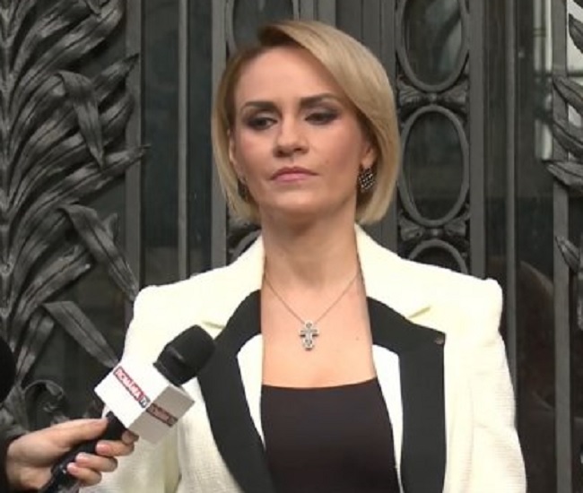 firea tunsa scurt 5 oct 2020