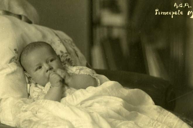 Mareșalul Palatului trimite invitațiile la botezul viitorului rege Mihai. Cum sunau