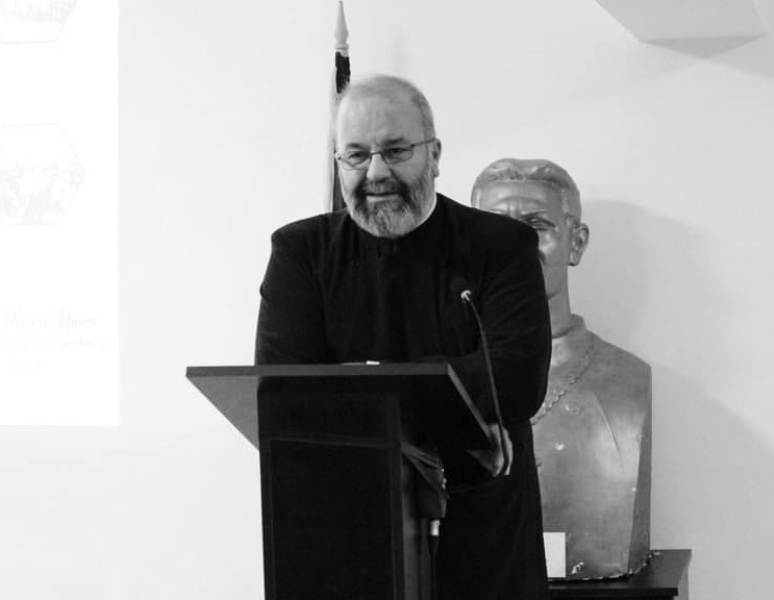 Ce Covid-19? Sute de oameni l-au condus pe ultimul drum pe Sfântul Cărturar al Moldovei