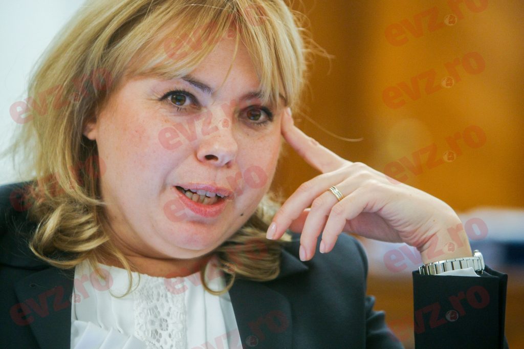 Până unde se adâncește criza politică. Anca Dragu vorbește despre demisie. „Toate variantele sunt pe masă, dar...”