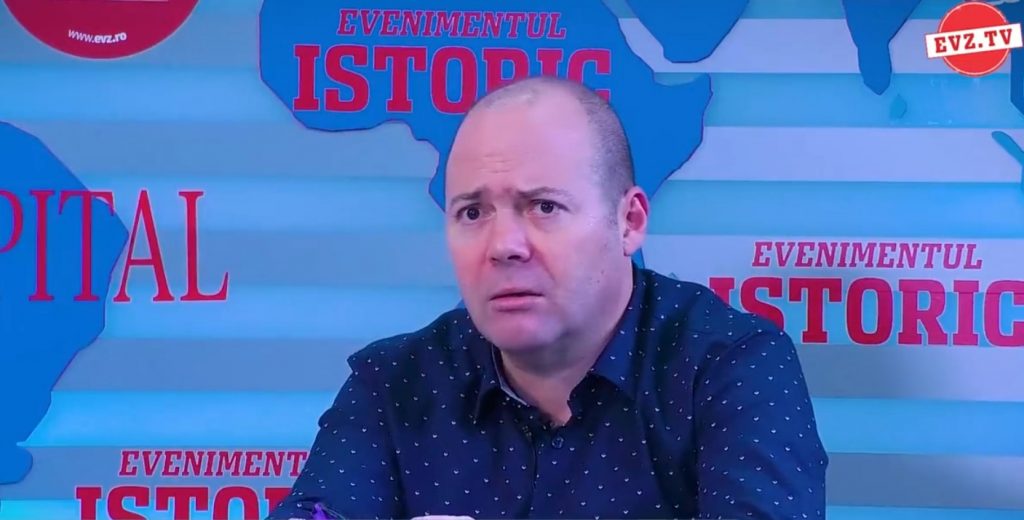 EvZ. TV. „Dosare de presă”. Răzvan Boanchiș, un veritabil cronicar al României începutului de secol XXI
