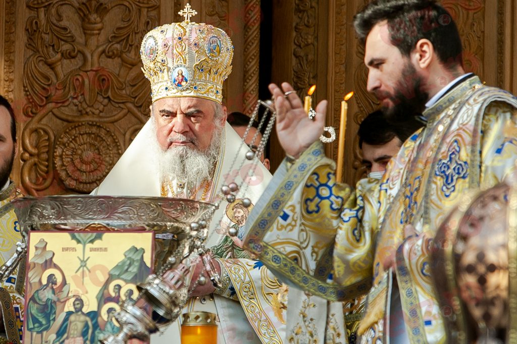 Mesajul Patriarhiei Române cu ocazia zilei Românilor de Pretutindeni. Biserica Ortodoxă contribuie la păstrarea identității românești din lume