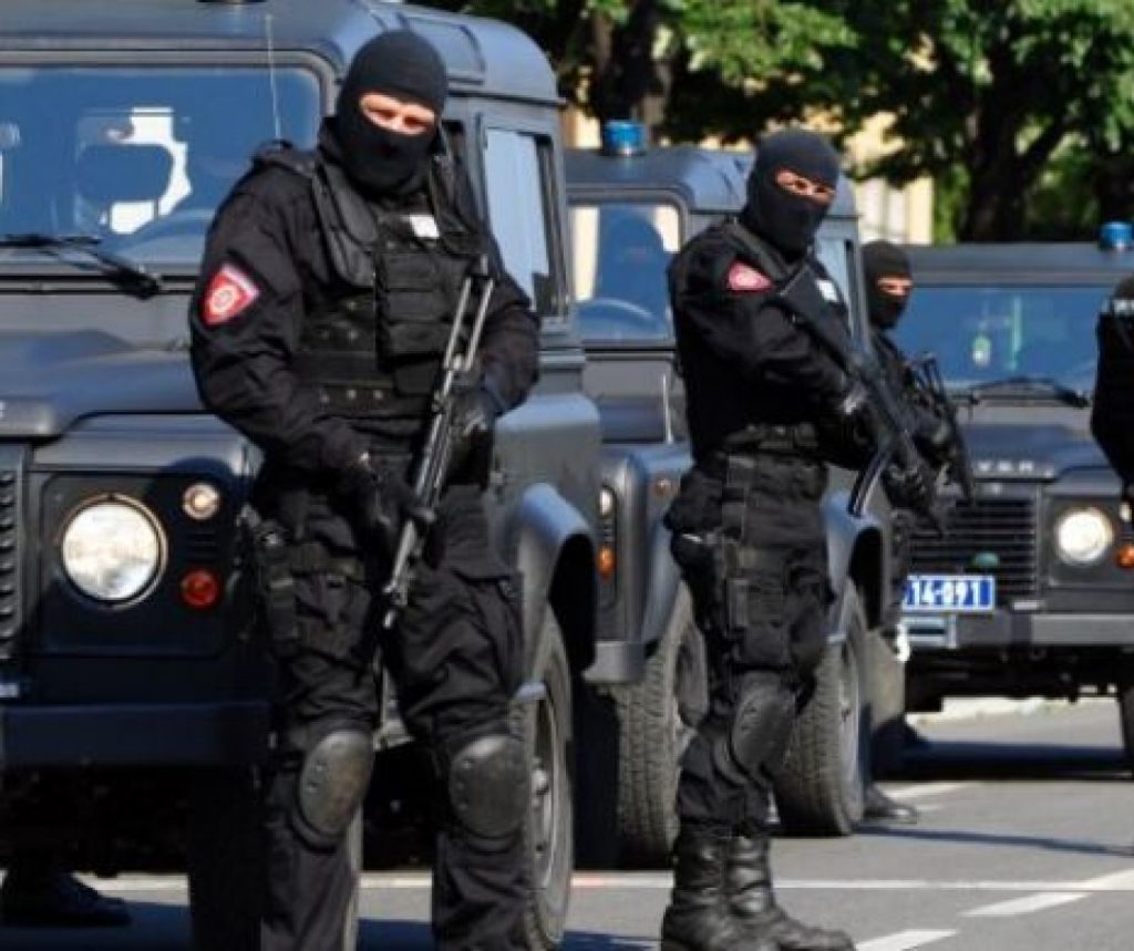 Anchetă la Jandarmerie din cauza lui Cumpănașu. Verificările vizează perioada în care acesta a primit protecție și mașină de lux