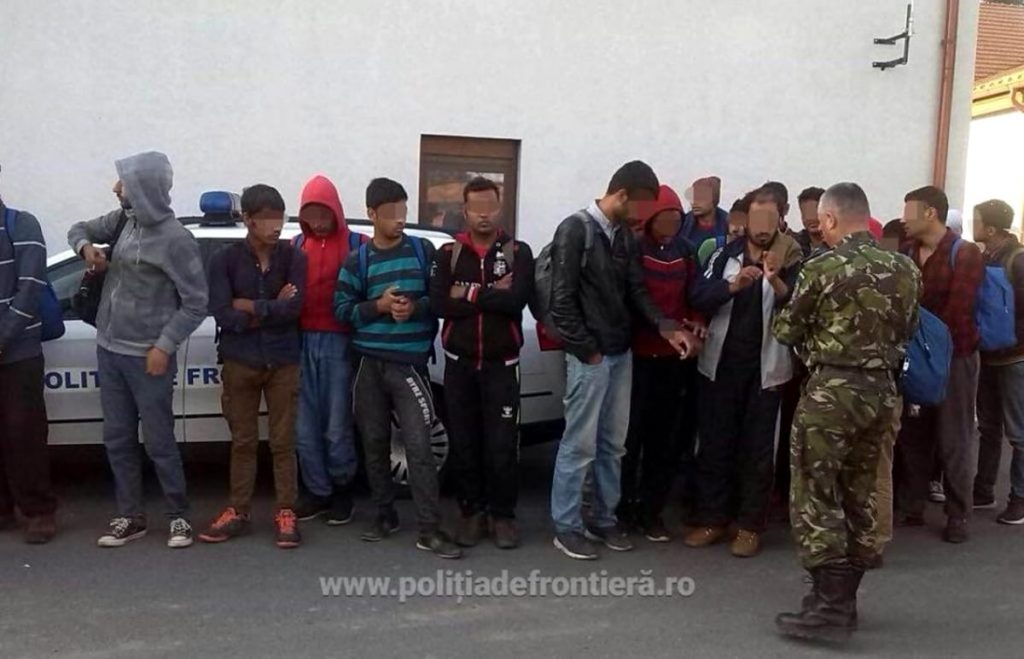 Val de migranți depistat la frontiera de vest. Cum au fost prinși