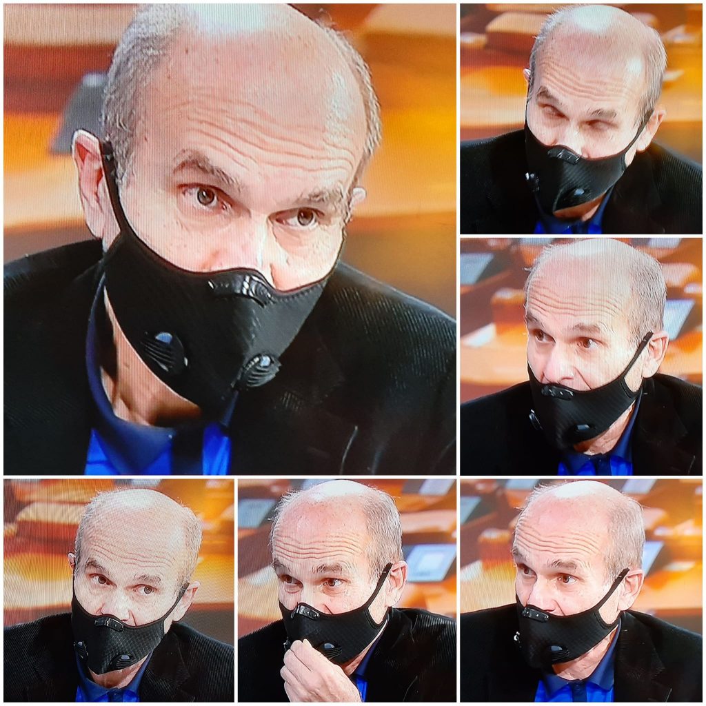 Păcăliciul zilei- Cristian Tudor Popescu. Oameni și javre