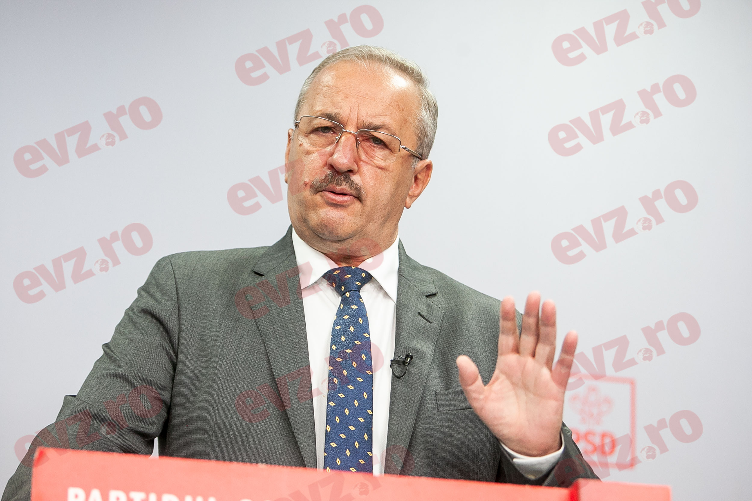 Vasile Dîncu a conturat două variante pentru PSD, înaintea votului decisiv de luni: Imposibilă întoarcere