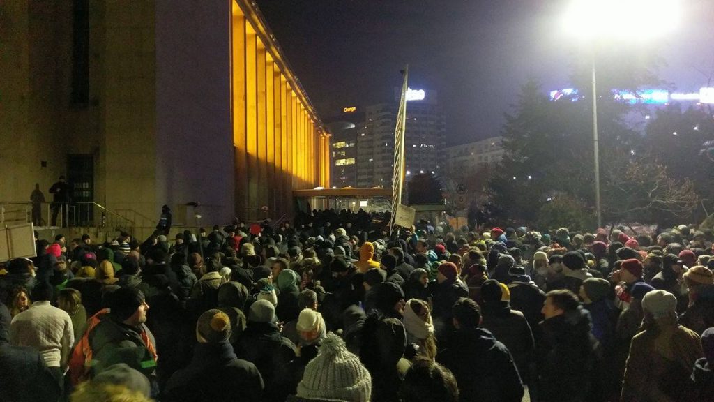 Mitingurile care au speriat Puterea. Racoviceanu, Palada, Bichir și Hoandră, live pe EVZ PLAY