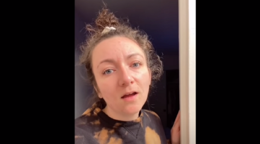 Descoperire şocantă în peretele unui apartament. Imaginile au devenit virale VIDEO