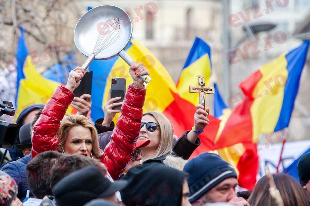Protestele anti-mască și anti-vaccinare costă. Amenzi de zeci de mii de lei